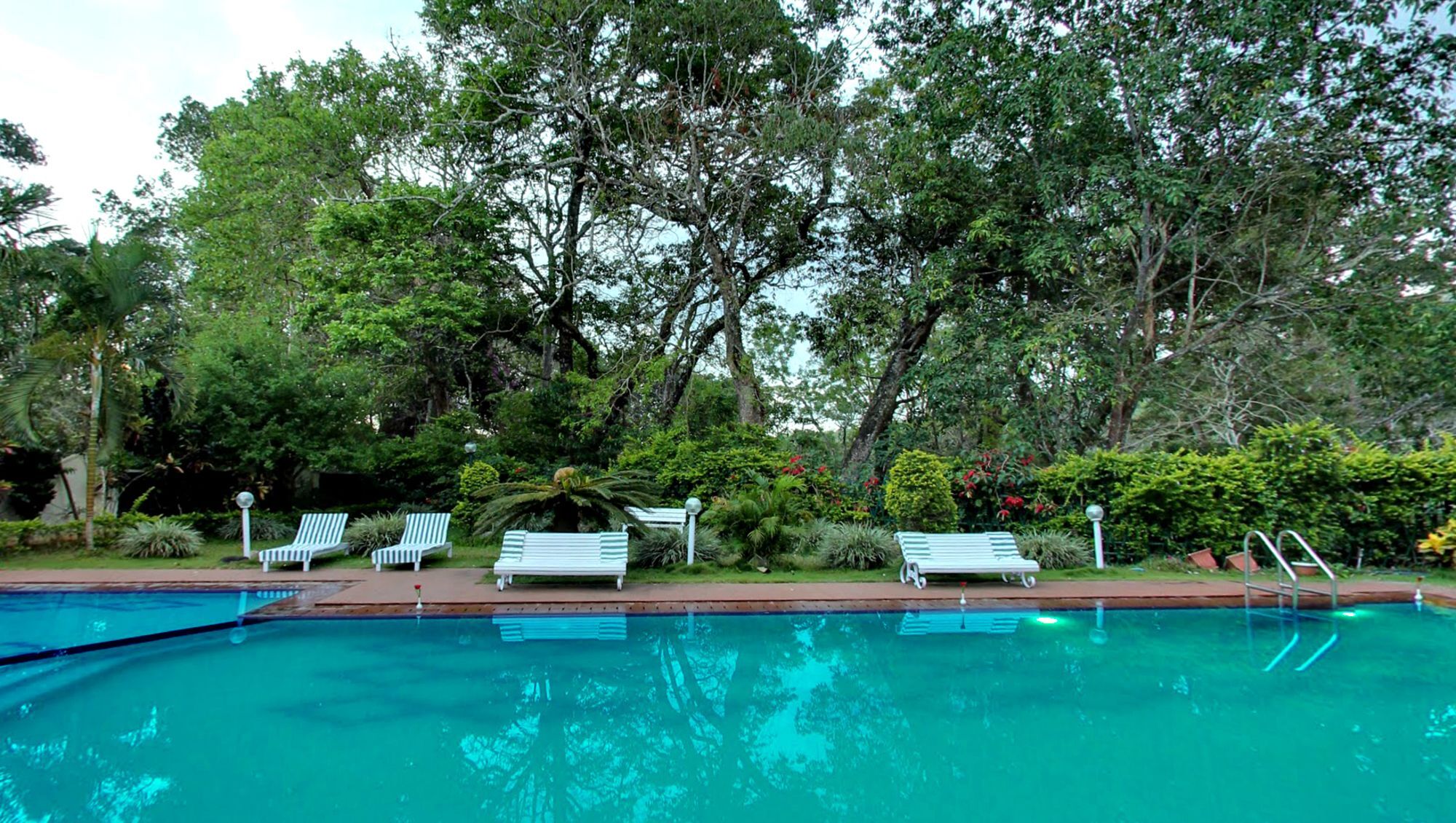 Ktdc Aranya Nivas Thekkady Hotel Kumily Exterior photo