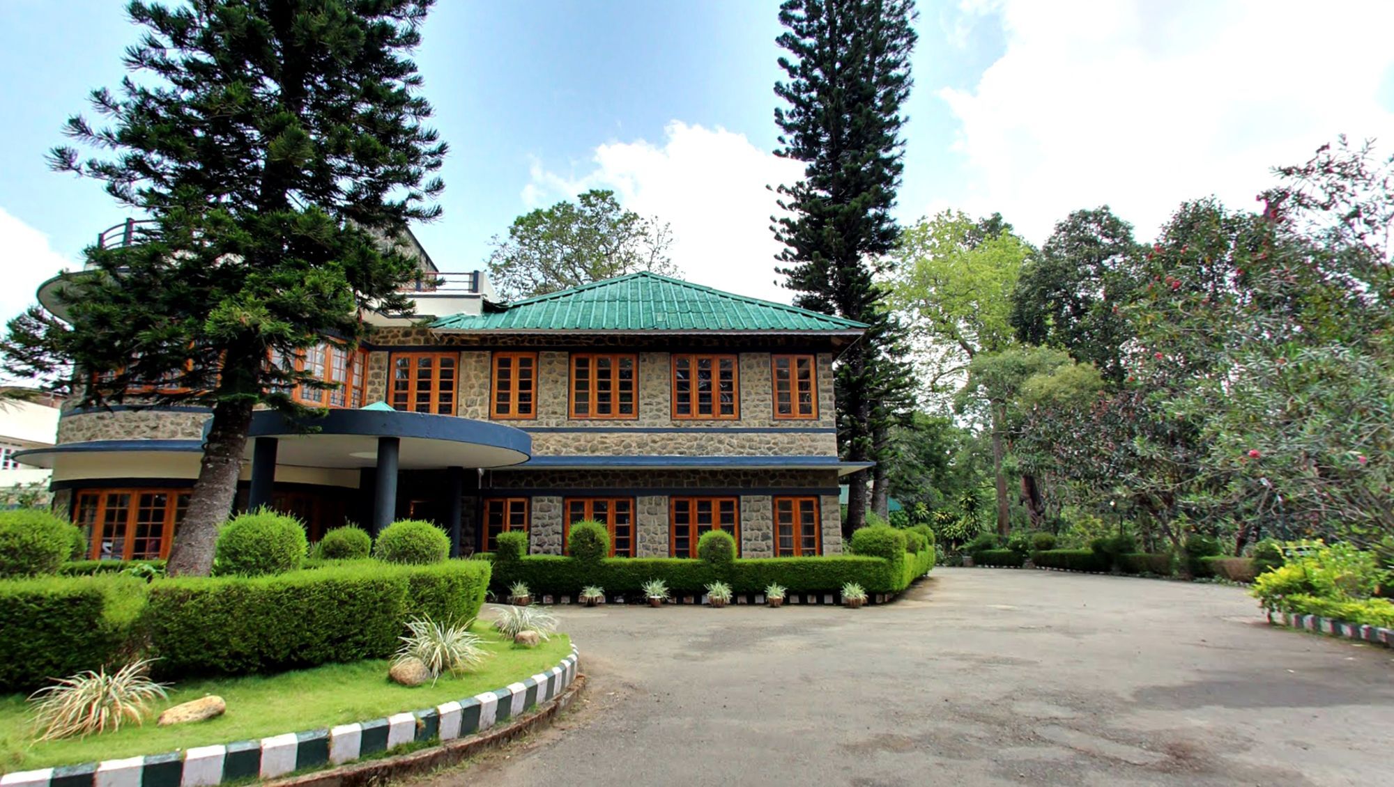 Ktdc Aranya Nivas Thekkady Hotel Kumily Exterior photo
