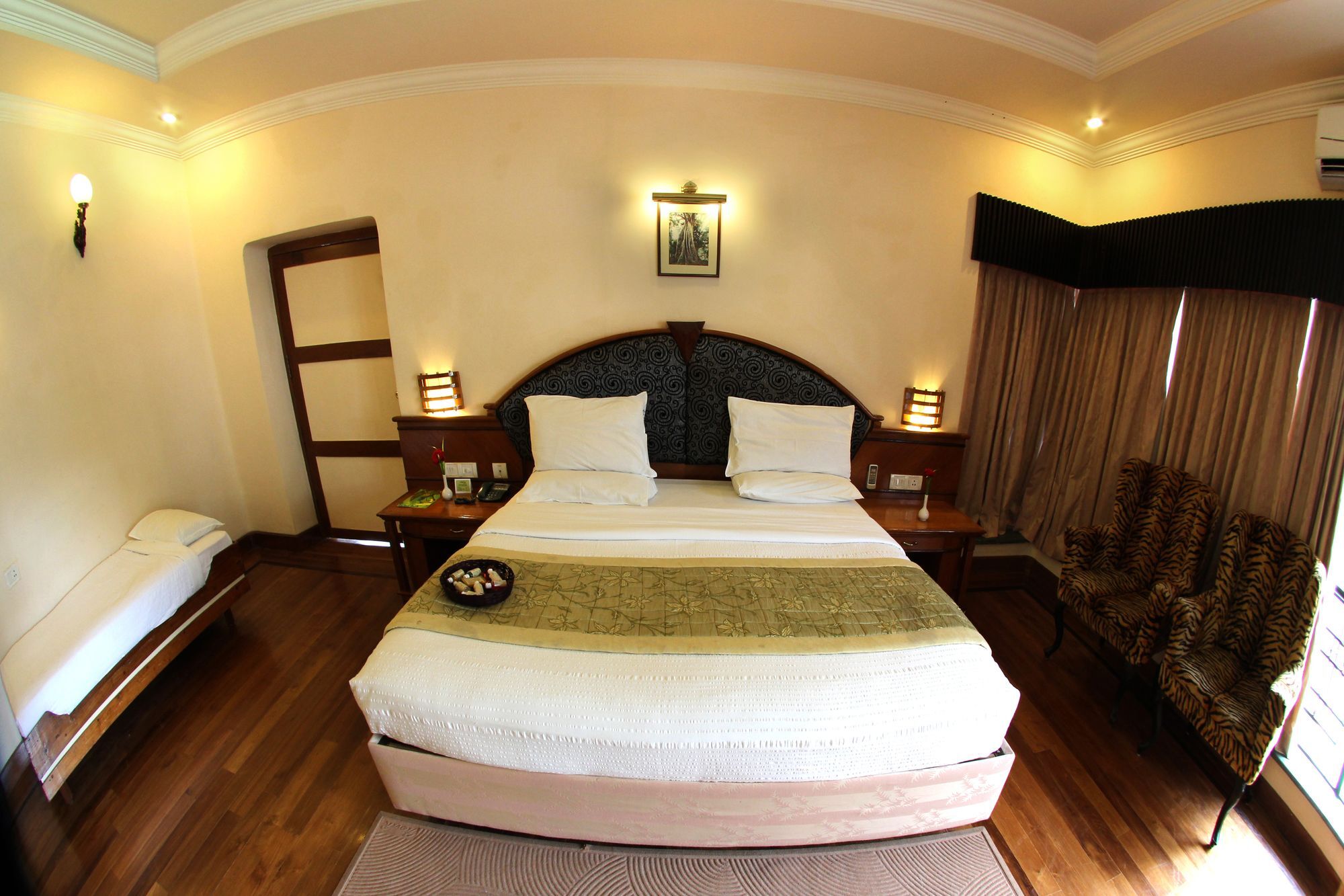 Ktdc Aranya Nivas Thekkady Hotel Kumily Exterior photo